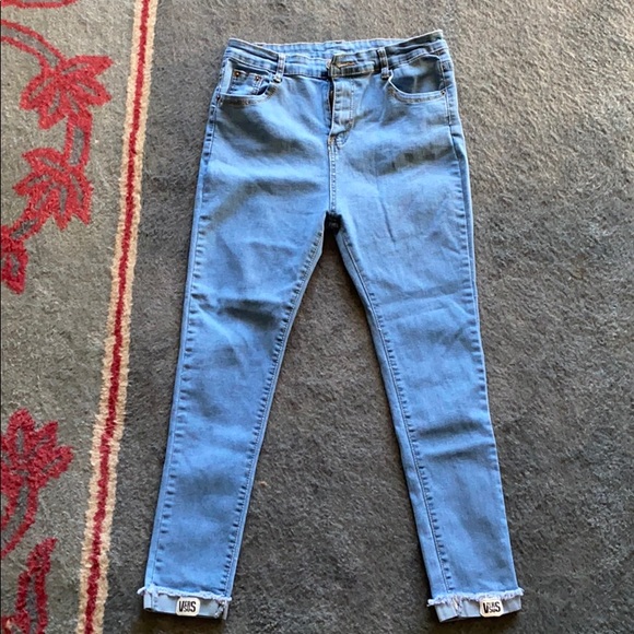 Medium wash jeans size medium - Picture 2 of 5